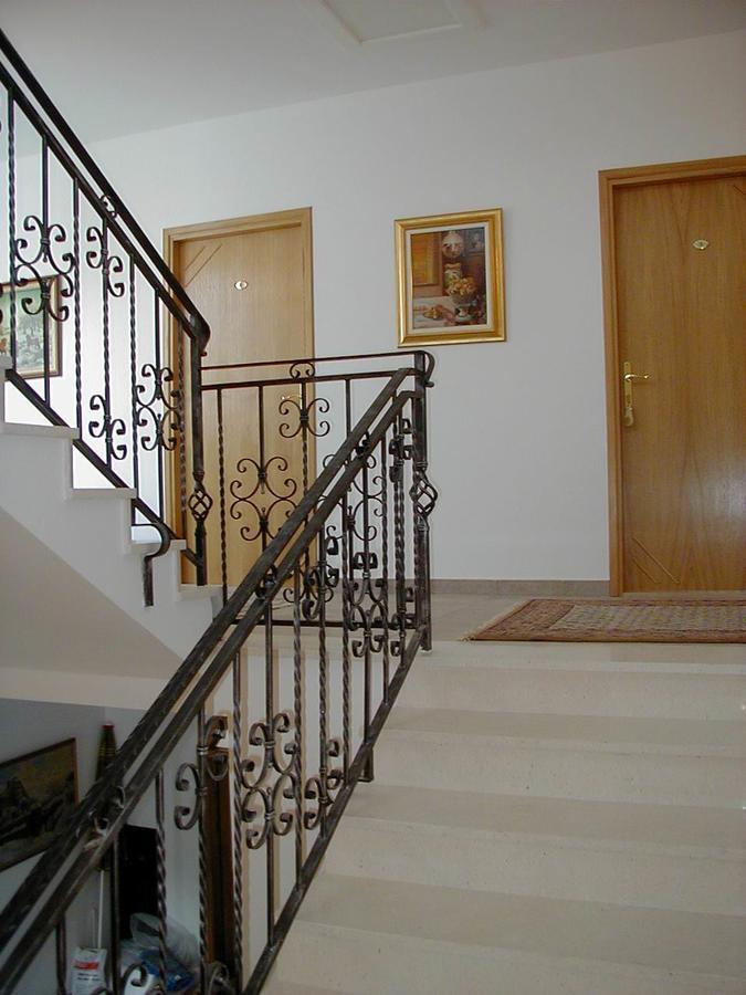 Villa Bunta Sutivan Luaran gambar